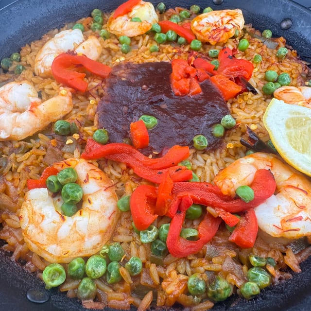Spicy Shrimp Paella (Paella Diablo).