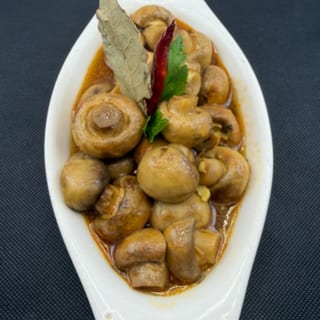 Braised Mushrooms (Champinones al Jerez)