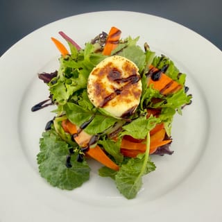 Goat Cheese Salad (Ensalada de Cabra)