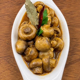 Braised Mushrooms (Champinones al Jerez)