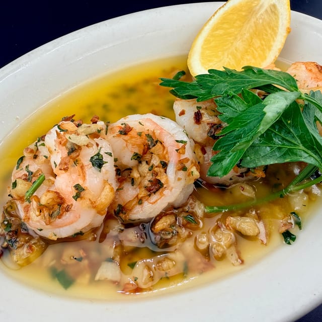 Garlic Shrimp (Gambas al Ajillo).
